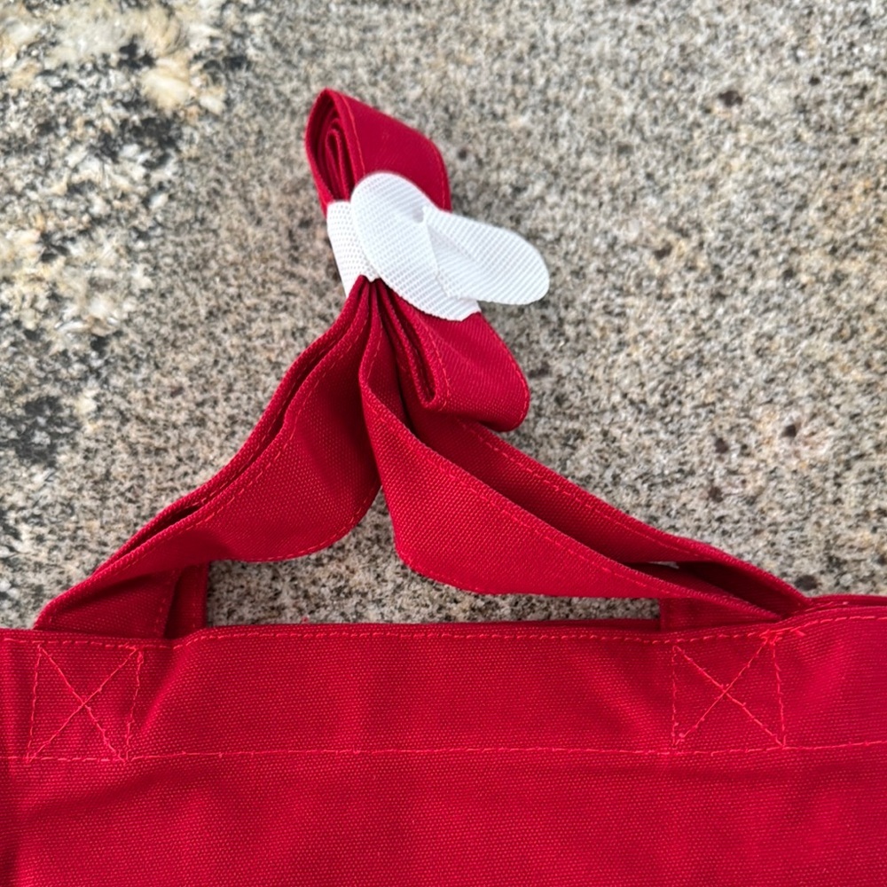 CHANEL No.1 Red Carryall NWOT - Picture 4 of 5